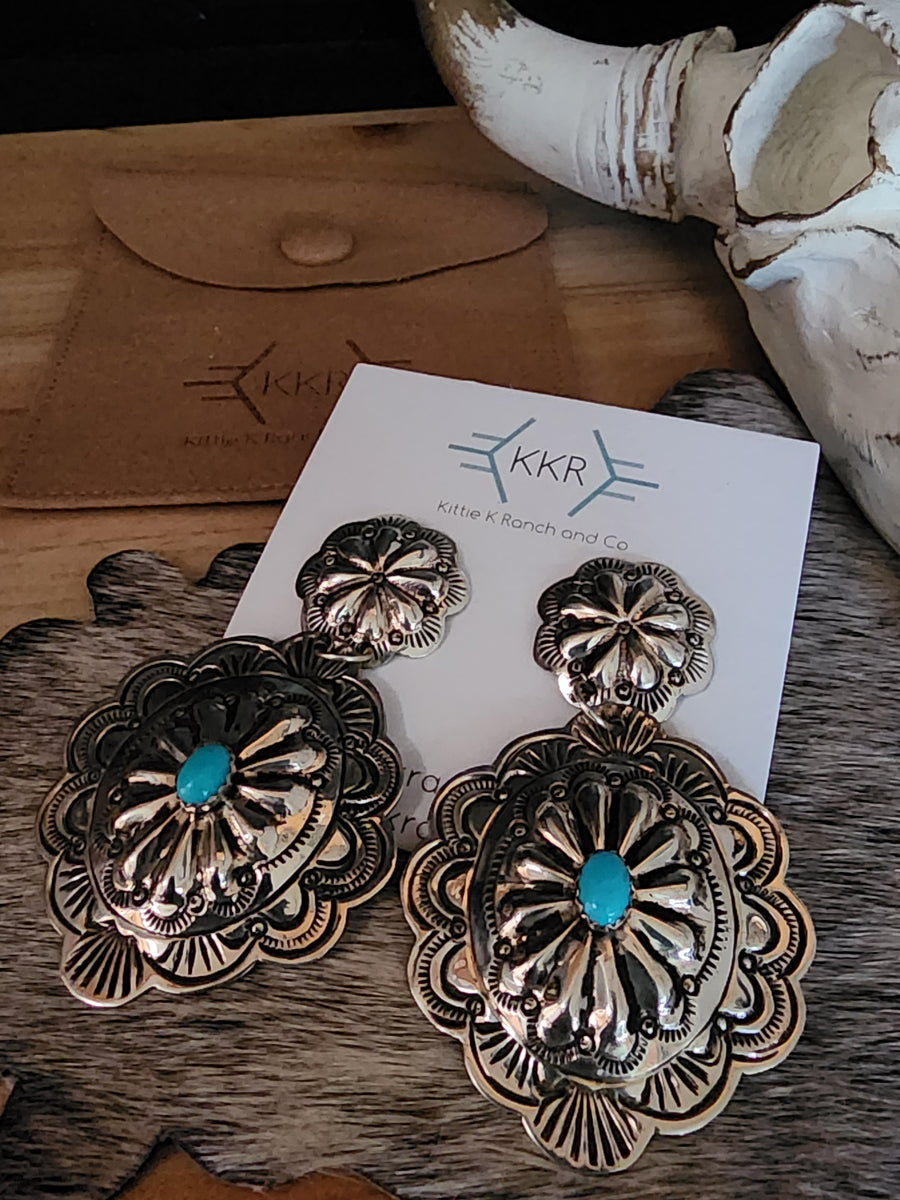 THE GENEVIEVE BLACKGOAT TURQUOISE CONCHO DANGLE EARRINGS – Kittie