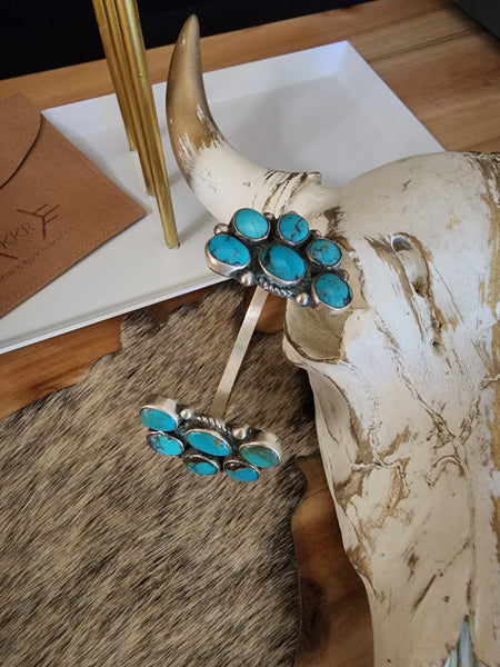 GERALDINE JAMES KINGMAN TURQUOISE CLUSTER BRACELET