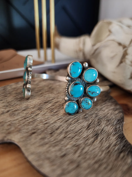 GERALDINE JAMES KINGMAN TURQUOISE CLUSTER BRACELET