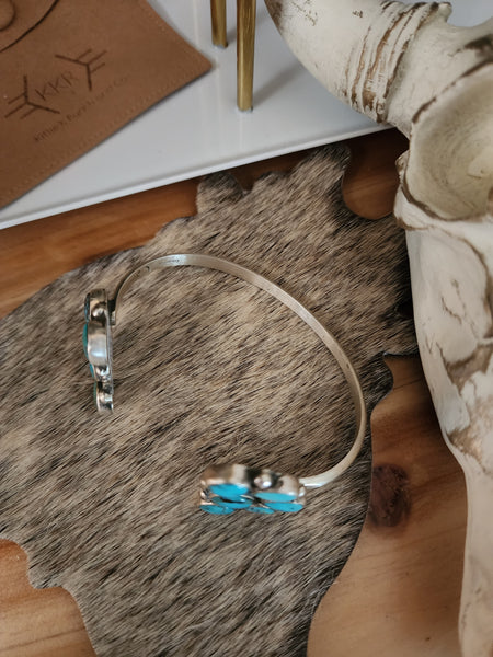 GERALDINE JAMES KINGMAN TURQUOISE CLUSTER BRACELET