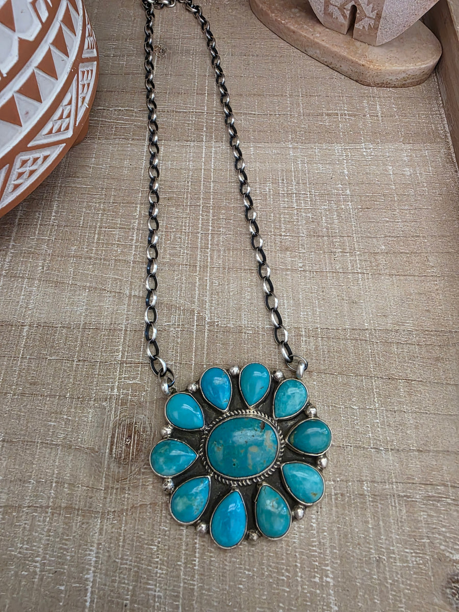 GERALDINE JAMES KINGMAN TURQUOISE CLUSTER NECKLACE – Kittie K
