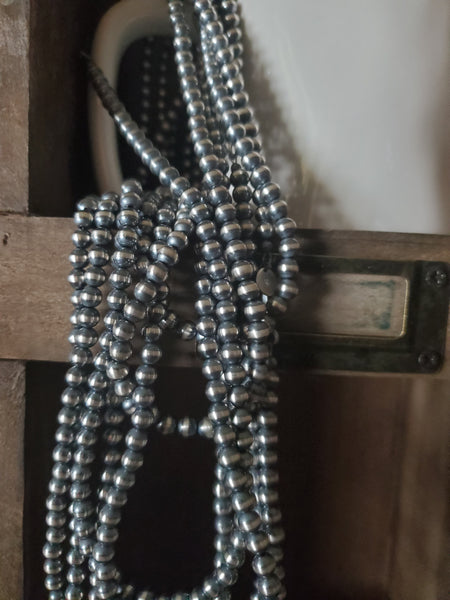 5 MM NAVAJO PEARLS