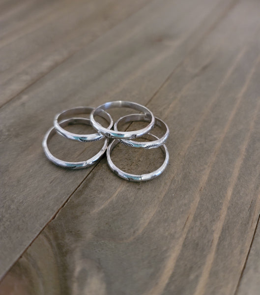 NAVAJO HANDMADE STERLING SILVER STAMPED HALF WIRE STACKING RING