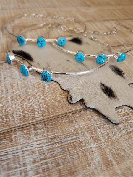 THREE STONE CHOKER