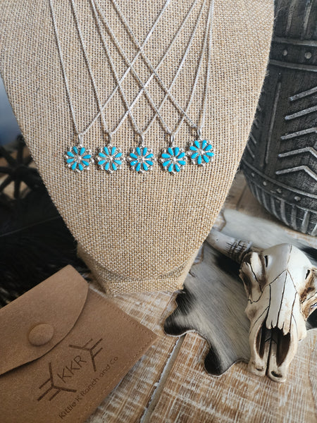 THE PETITE ZUNI CLUSTER NECKLACE