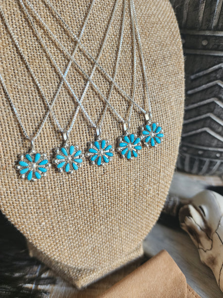 THE PETITE ZUNI CLUSTER NECKLACE