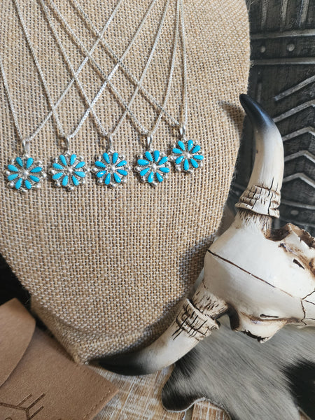 THE PETITE ZUNI CLUSTER NECKLACE