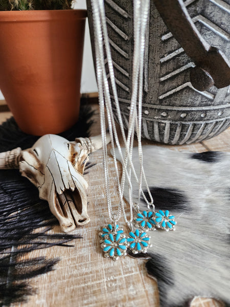 THE PETITE ZUNI CLUSTER NECKLACE
