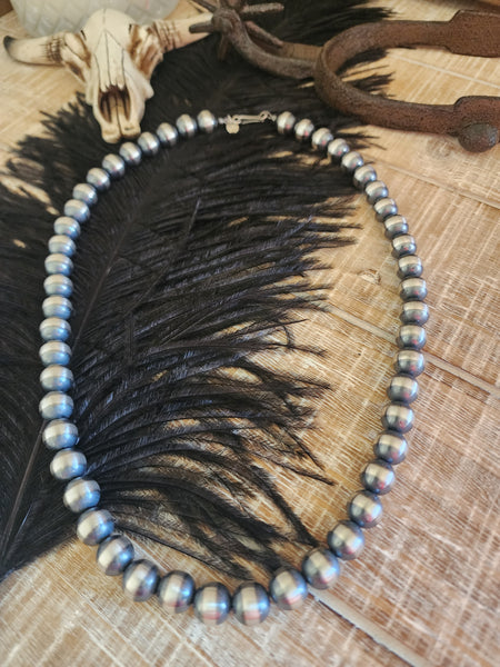 10 MM NAVAJO PEARLS