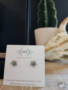 BOWANNIE TURQUOISE FLOWER EARRINGS