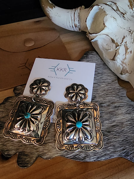 THE GENEVIEVE BLACK TURQUOISE CONCHO DANGLE EARRINGS