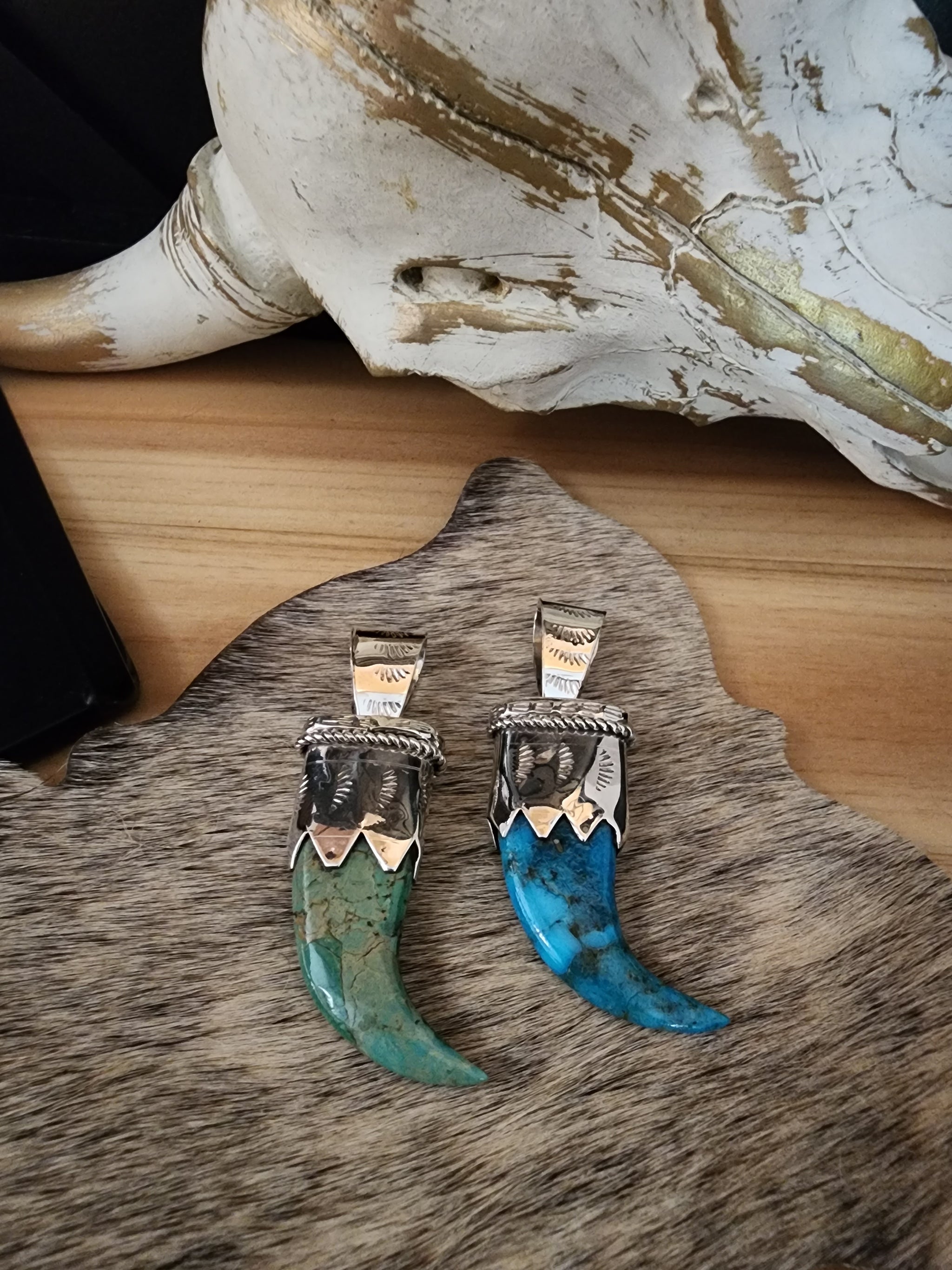 b-16】 one‐hand bear claw / Turquoise b-16】 one‐hand bear claw