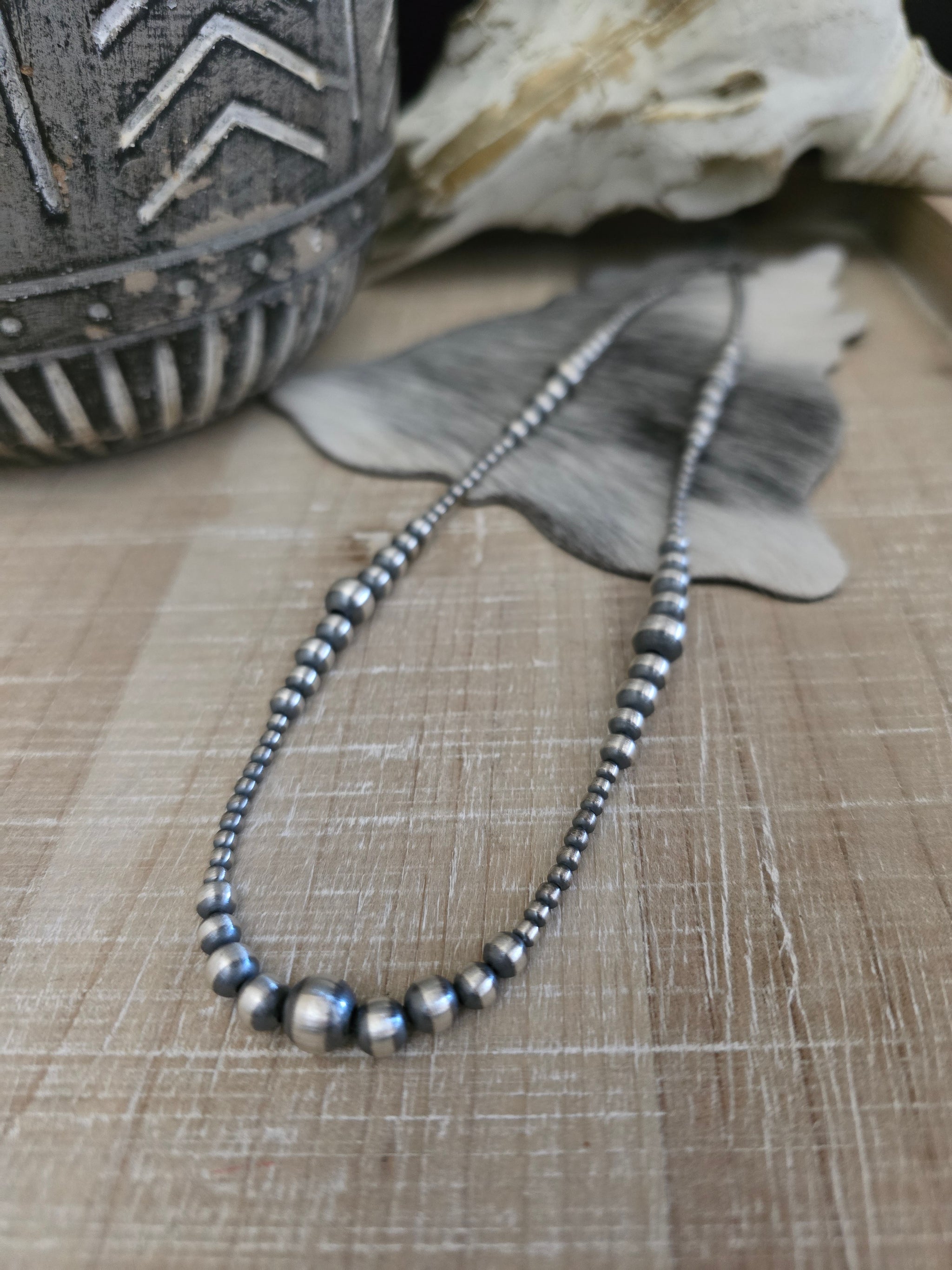 アクセサリー Navajo Silver Beads Necklace 3-8mm NAVAJO Sterling Silver PEARL Necklace Choose Length: Hand