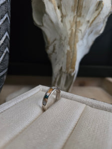 DEBBIE LIVINGSTON MIXED STONE RING