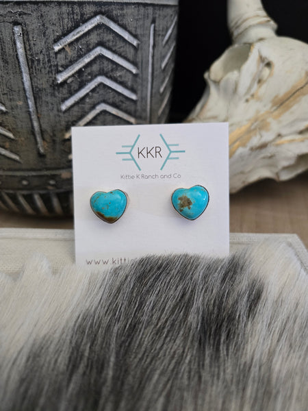 ELOUISE KEE TURQUOISE HEART STUD EARRINGS