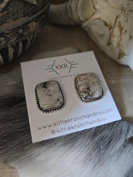 THE WHITE BUFFALO TURQUOISE PUNCHY STUDS