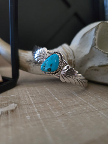 DAVID MORRIS FEATHER AND TURQUOISE STONE CUFF