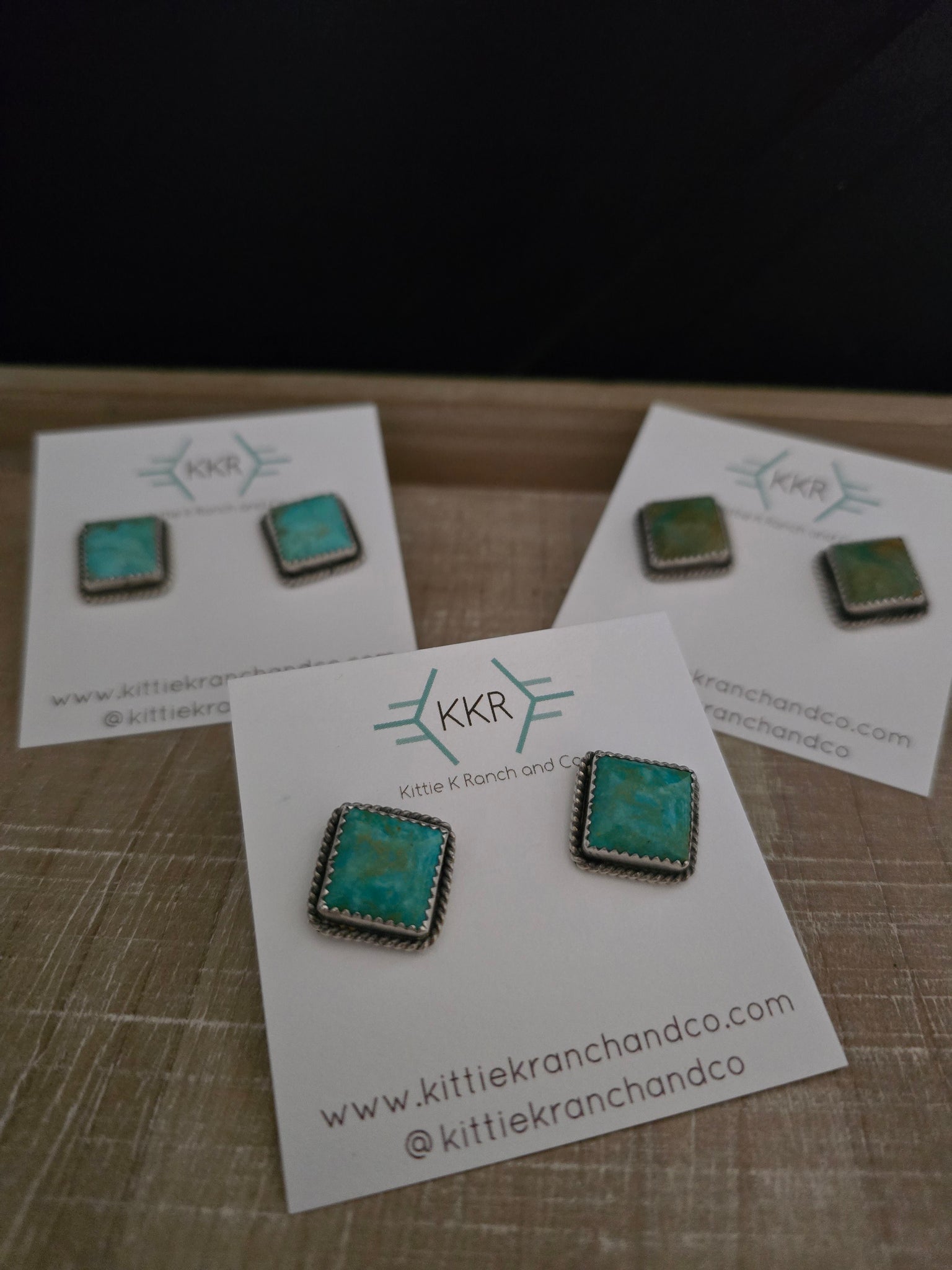 VIRGINA BECENT PUNCHY SQUARE KINGMAN TURQUOISE STUDS