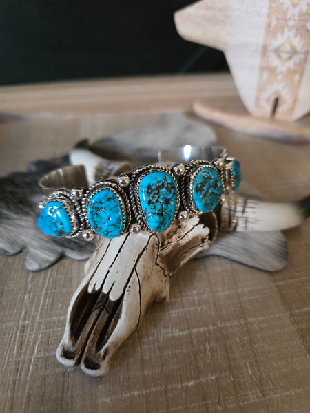 RAYMOND YAZZIE FIVE STONE KINGMAN TURQUOISE CUFF