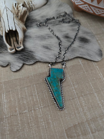 THE DONOVAN SKEETS KINGMAN TURQUOISE LIGHTNING BOLT NECKLACE