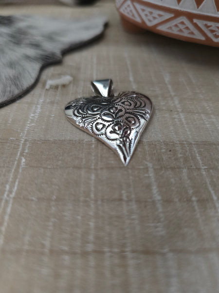 SHIRLEY SKEETS STERLING SILVER HEART PENDANT