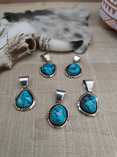 RAYMOND YAZZIE TURQUOISE PENDANT