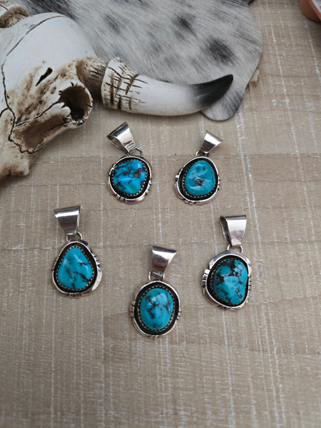 RAYMOND YAZZIE TURQUOISE PENDANT