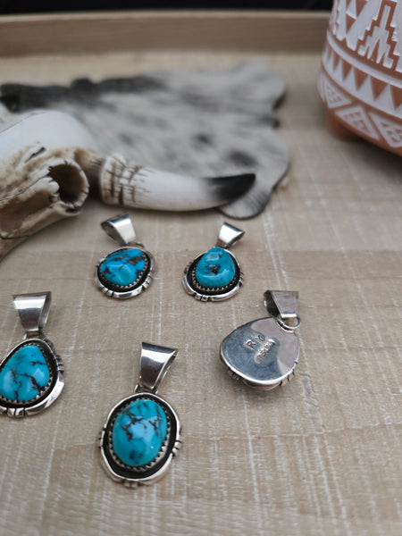 RAYMOND YAZZIE TURQUOISE PENDANT