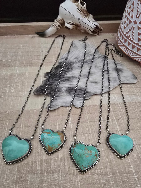 JUDITH DIXON KINGMAN TURQUOISE HEART NECKLACE