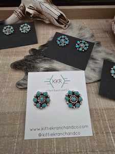 THE MAXINE REMIREZ KINGMAN TURQUOISE CLUSTER STUDS