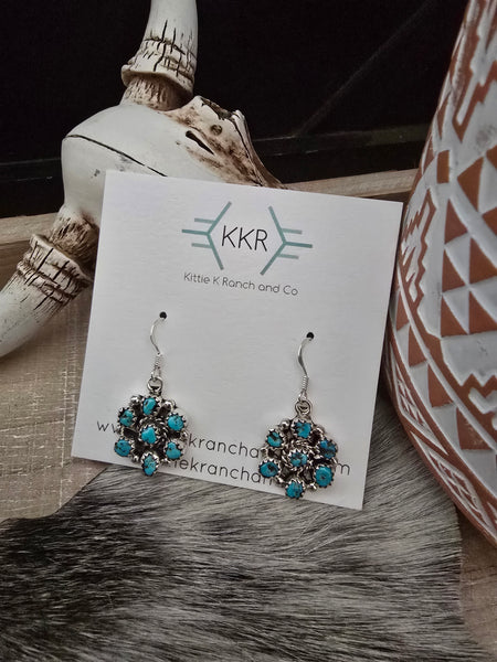 MAXINE REMIREZ KINGMAN TURQUOISE LITTLE CLUSTER DANGLE EARRINGS