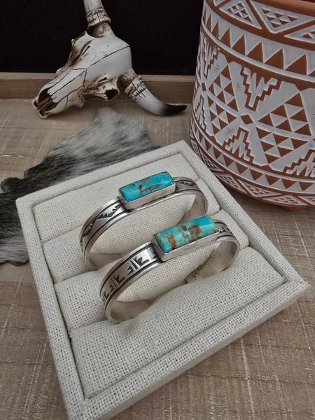 RICK ENRIQUEZ NAVAJO TURQUOISE BAR CUFF