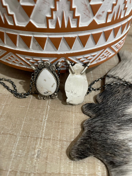 VIRGINIA HINIO WHITE BUFFALO NECKLACE