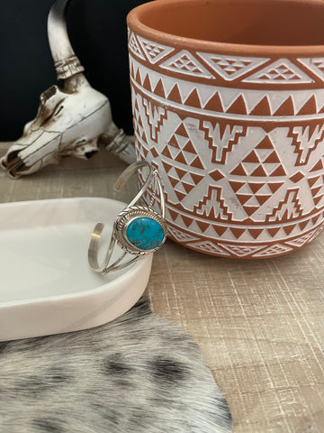 PEGGY SKEETS KINGMAN TURQUOISE CUFF