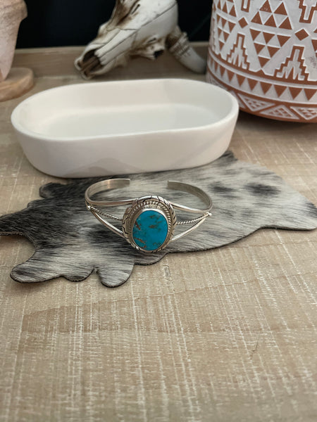 PEGGY SKEETS KINGMAN TURQUOISE CUFF