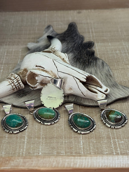 ALICE JOHNSON SONORAN TURQUOISE PENDANT