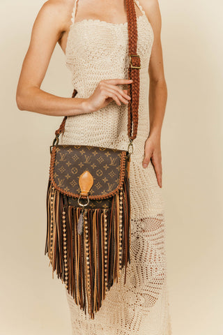 VINTAGE BOHO BAGS WORLD TRAVELER