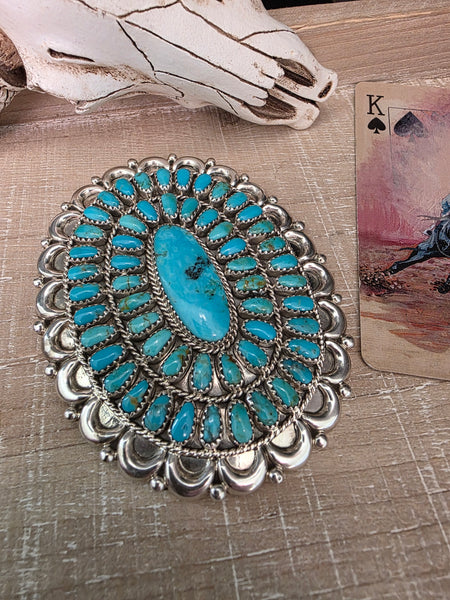 JUSPERT WILSON XL OVAL PENDANT PIN