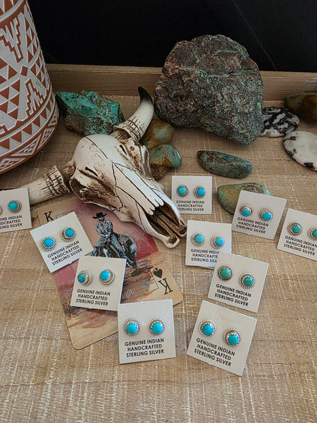 ESTHER WHITE TURQUOISE STUD EARRINGS