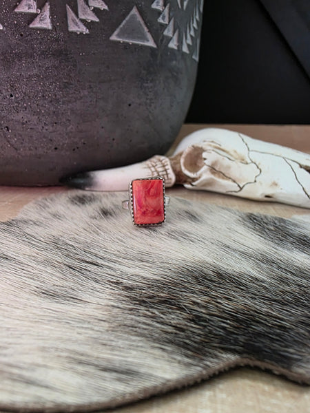 DAVID WILLIE RED SPINY OYSTER RING