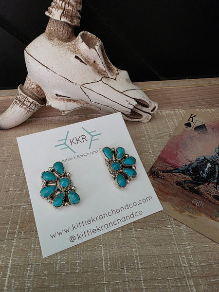 ALICIA WILSON KINGMAN TURQUOISE LITTLE HALF CIRCLE CLUSTER STUD EARRINGS