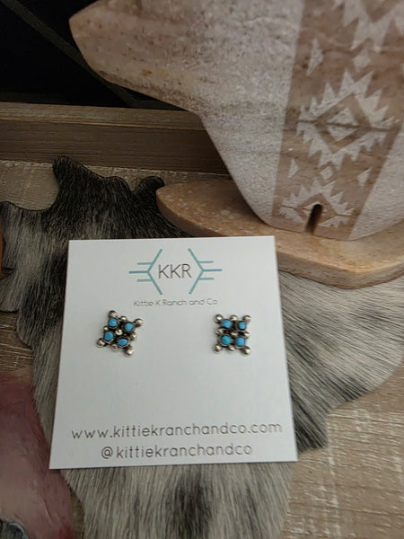 CALVERT LAMY ZUNI FOUR STONE TURQUOISE EARRING