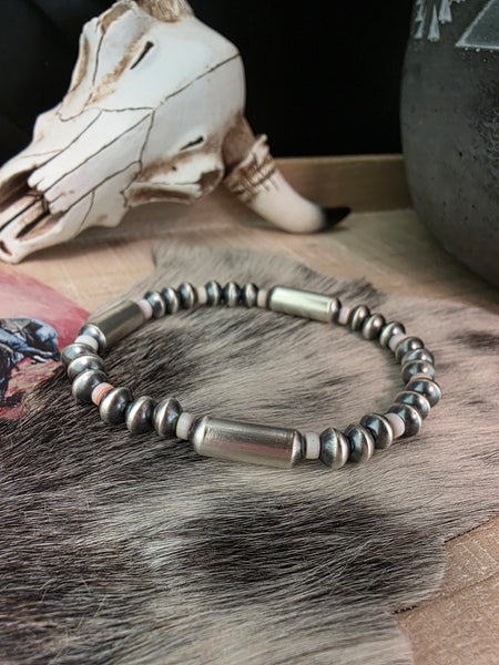 TONISHA HALEY HANDMADE NAVAJO PEARL AND PINK CONCH BRACELET