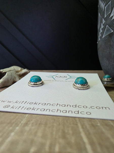 ESTHER WHITE TURQUOISE STONE STUD EARRINGS