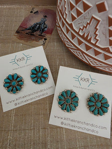 ALICIA WILSON KINGMAN TURQUOISE CLUSTER STUD EARRINGS