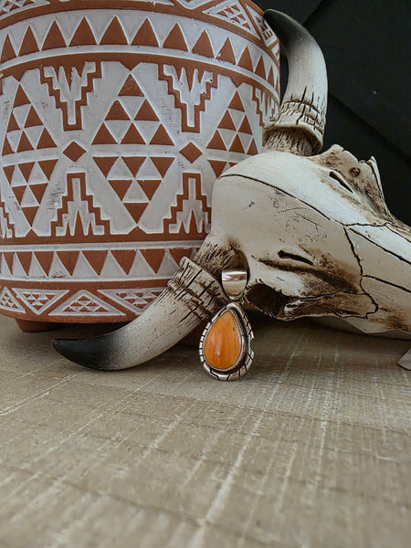 JADERRA FRANK SPINY OYSTER PENDANT