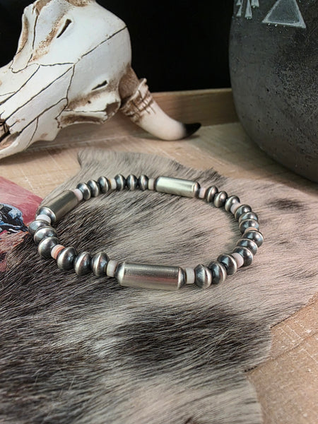 TONISHA HALEY HANDMADE NAVAJO PEARL AND PINK CONCH BRACELET