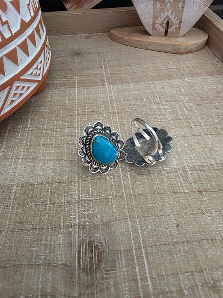 JUNIOR BEGAY SCALLOPED BORDER TURQUOISE RING