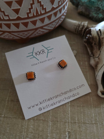 GENEVA CHUYATE SQUARE CUT SPINY OYSTER STUDS