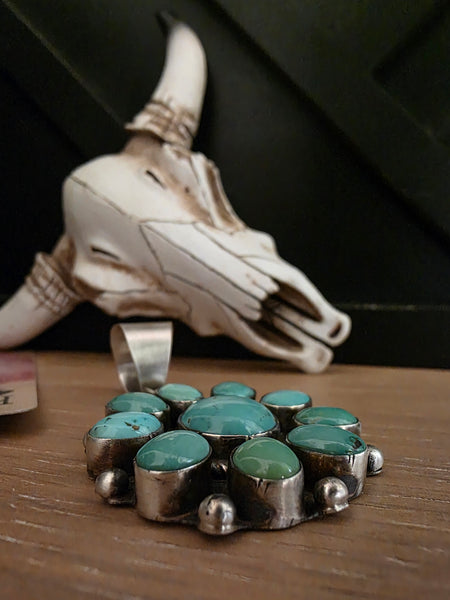 THE WILSON SLEEPING BEAUTY TURQUOISE CLUSTER PENDANT